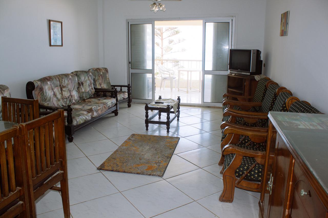 Beachfront Chalet In Green Beach, North Coast Villa El Alamein Exterior foto